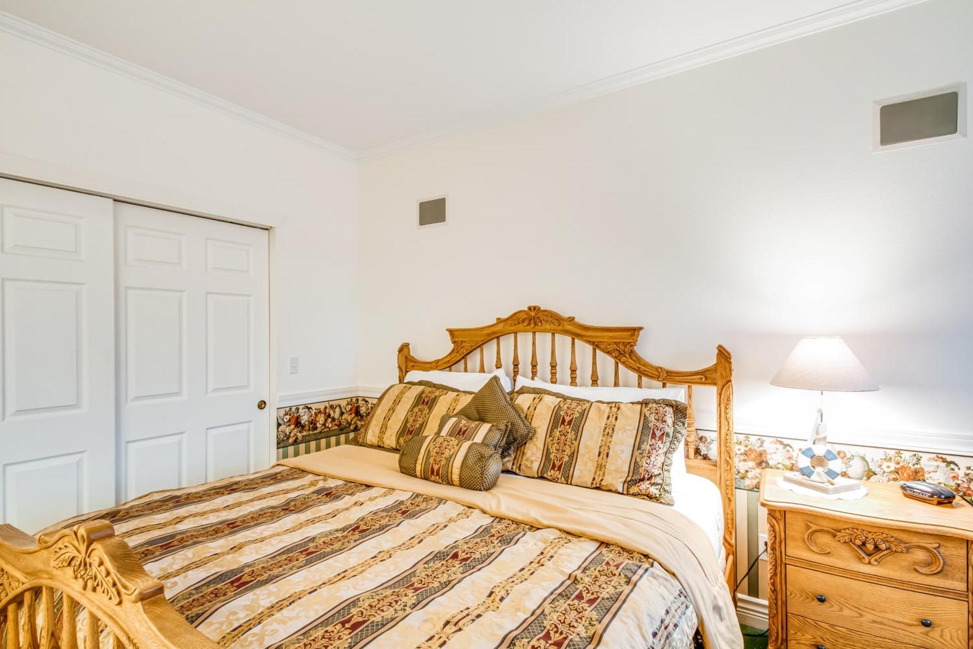 Judith Ann Inn Ocean Shores Room photo